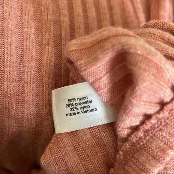 Lane Bryant plus size off the shoulder sweater size 22/24 - Picture 4 of 4